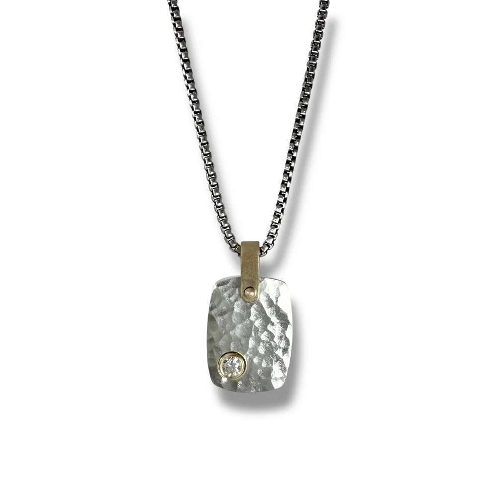 Contour Necklace