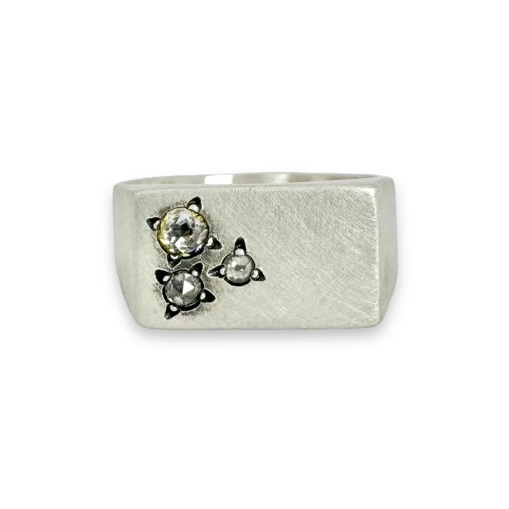 Star Set Signet Ring